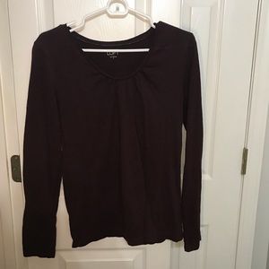Long sleeved burgundy Loft T-shirt